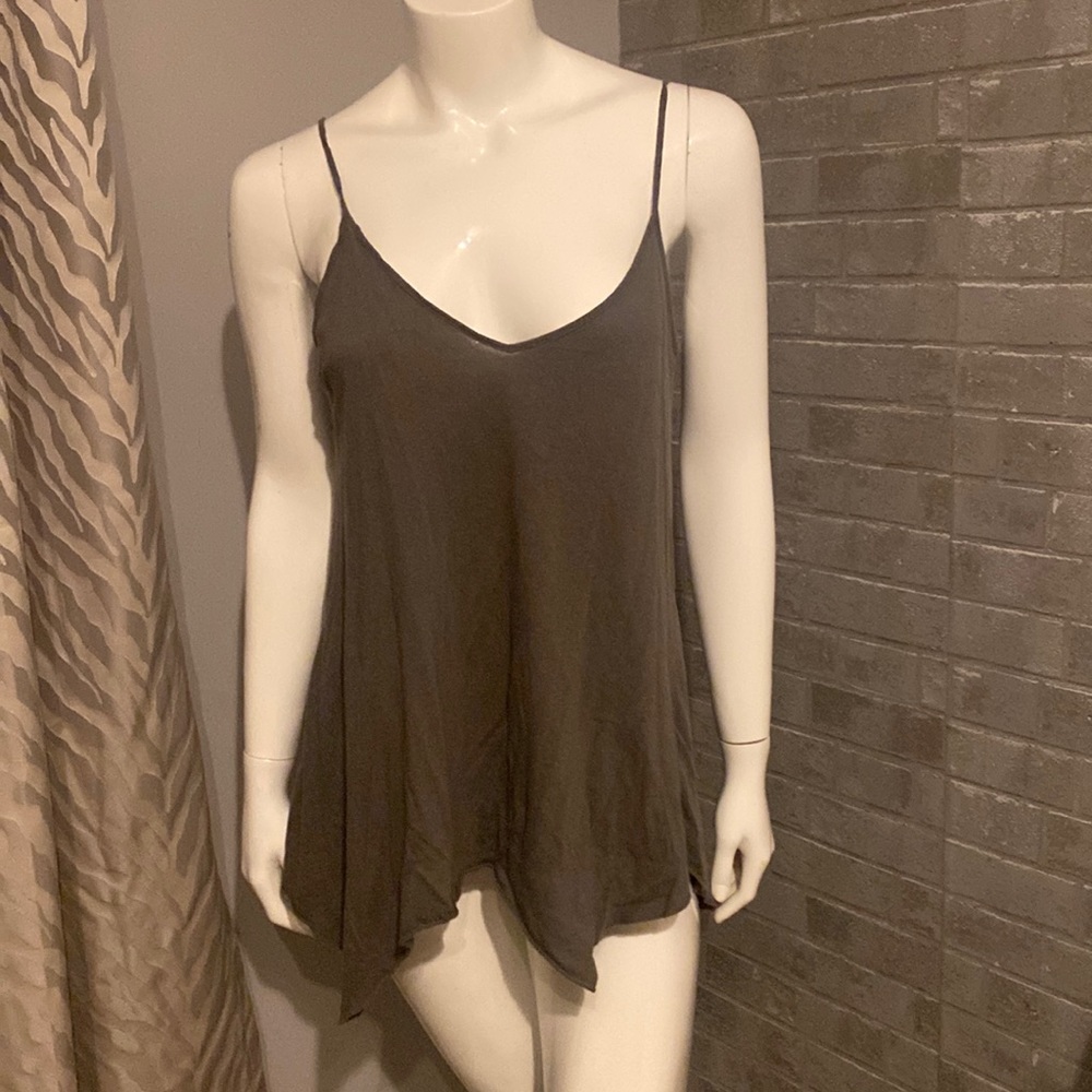 Alloy gray top size large